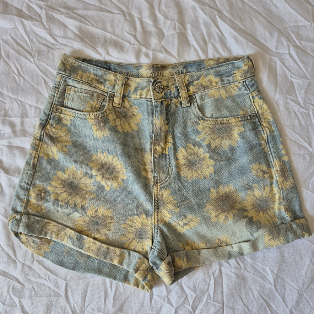 short denim pants